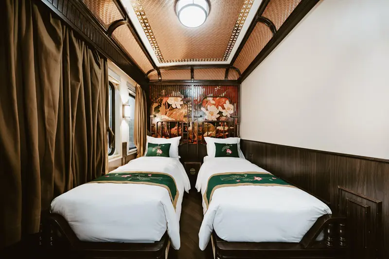 The Lounge Carriage